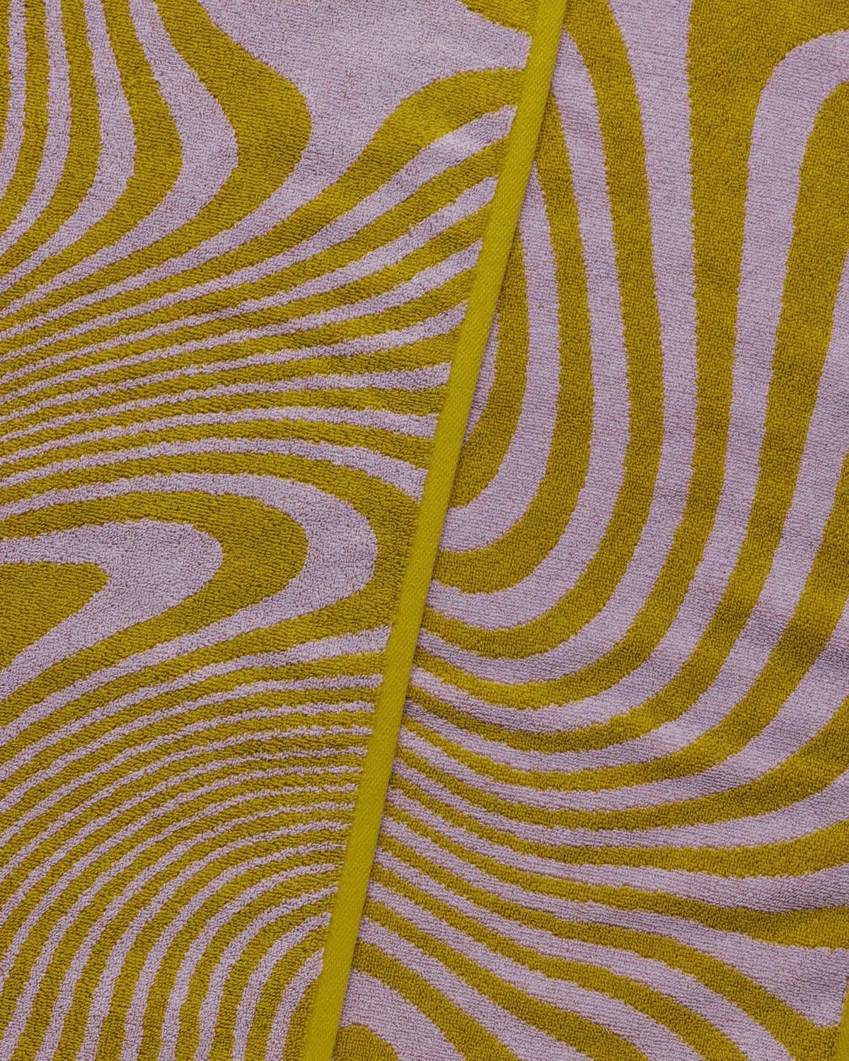 BAGGU Bath Towel Trippy Swirl Yuzu 3