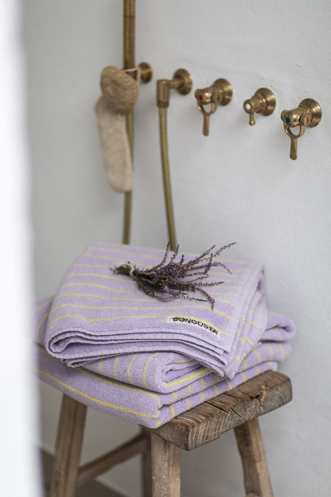 Bongusta Naram Bath Towel Lilac Neon Yellow 4