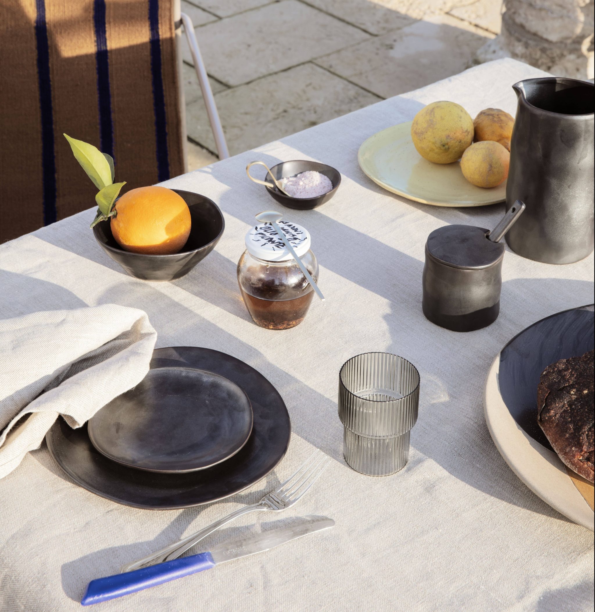 ferm Living Flow Plate Small Black 3