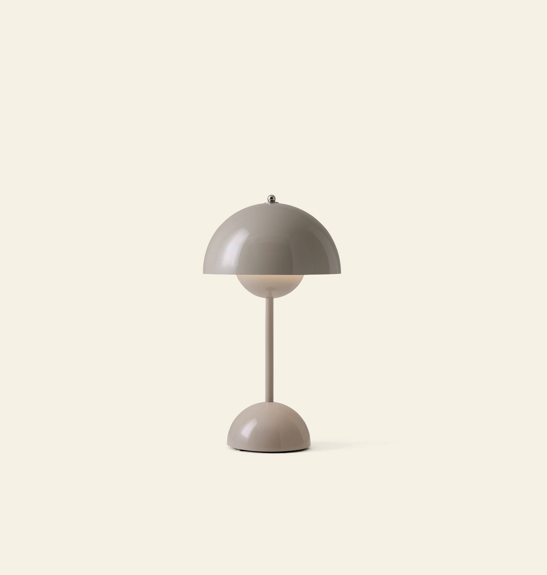 Tradition Flowerpot VP9 Portable Table Lamp Grey Beige 2