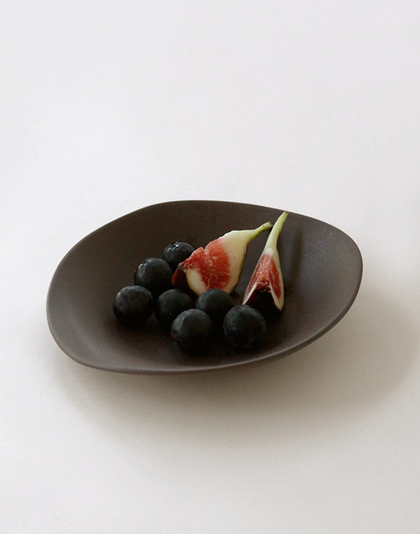 NR Ceramics HIN Dessert Plate Brown 6