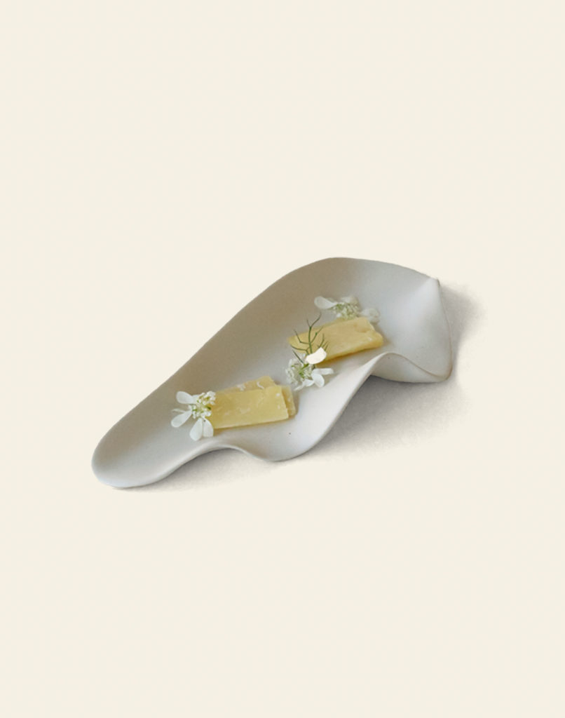 NR Ceramics HIN Leaf Plate Stone White 2
