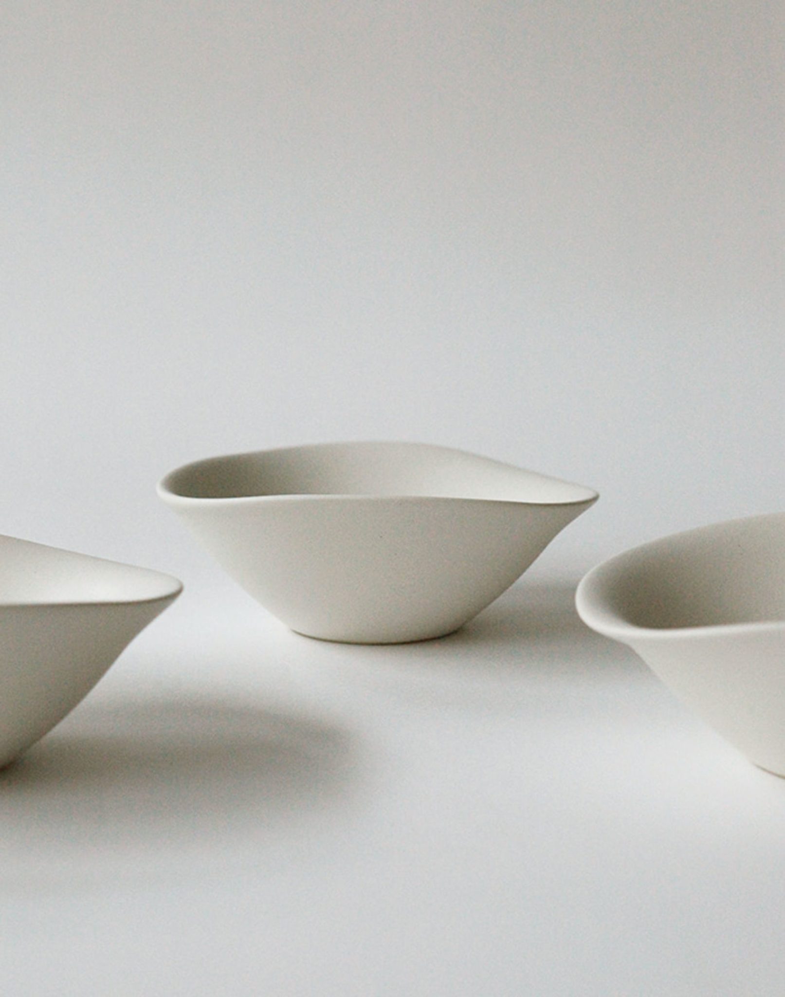 NR Ceramics HIN Soup Bowl Stone White 7