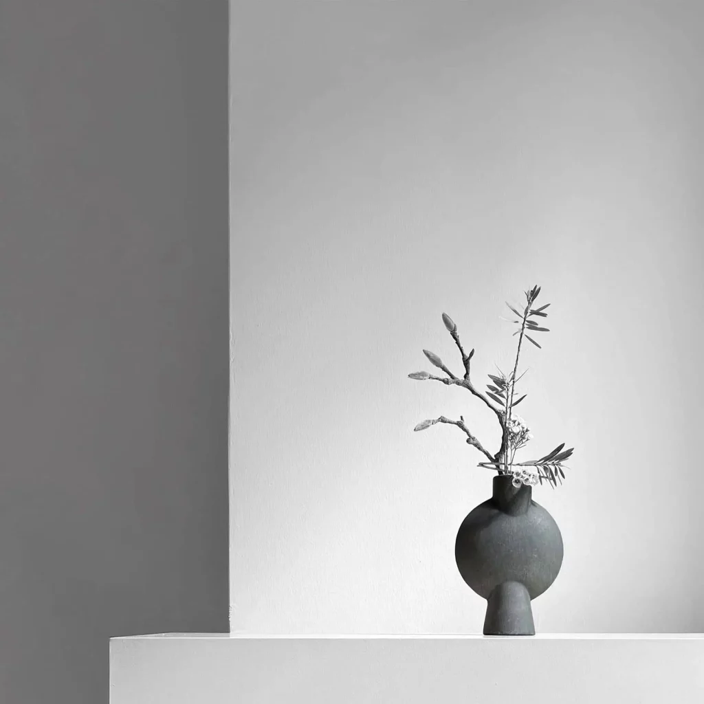101 Copenhagen Sphere Vase Bubl Mini Dark Grey 2