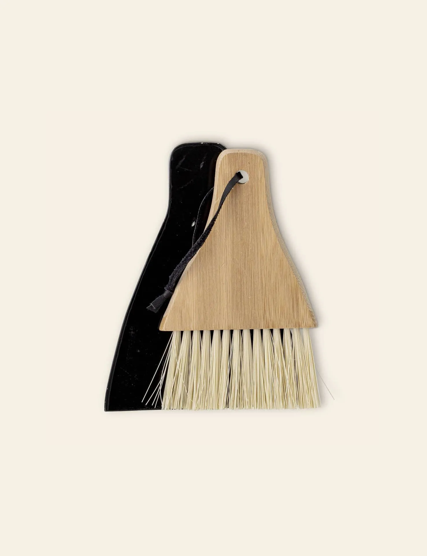 Bloomingville Cleaning Dustpan Broom Nature 2