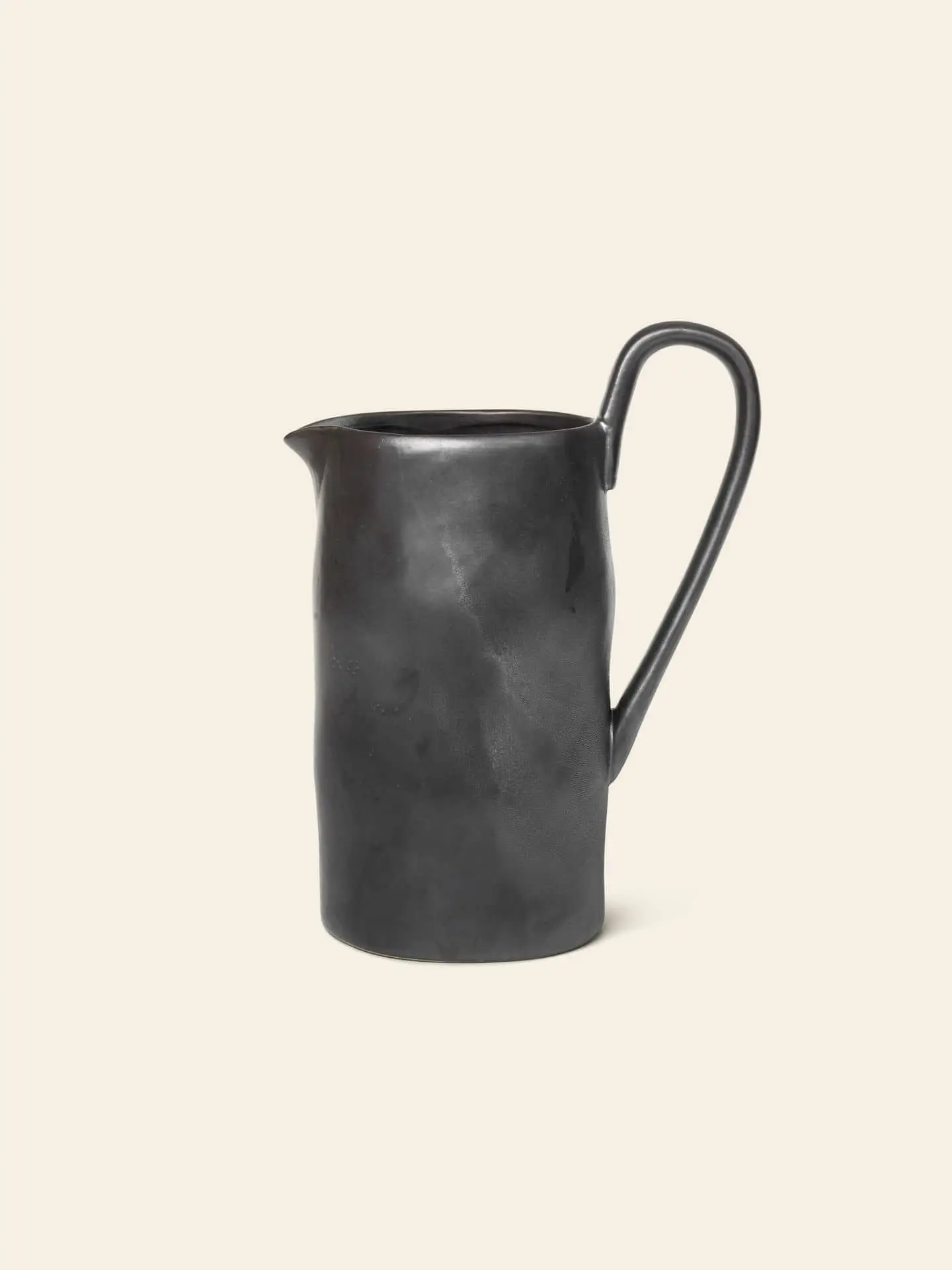 ferm Living Flow Jug Black 1