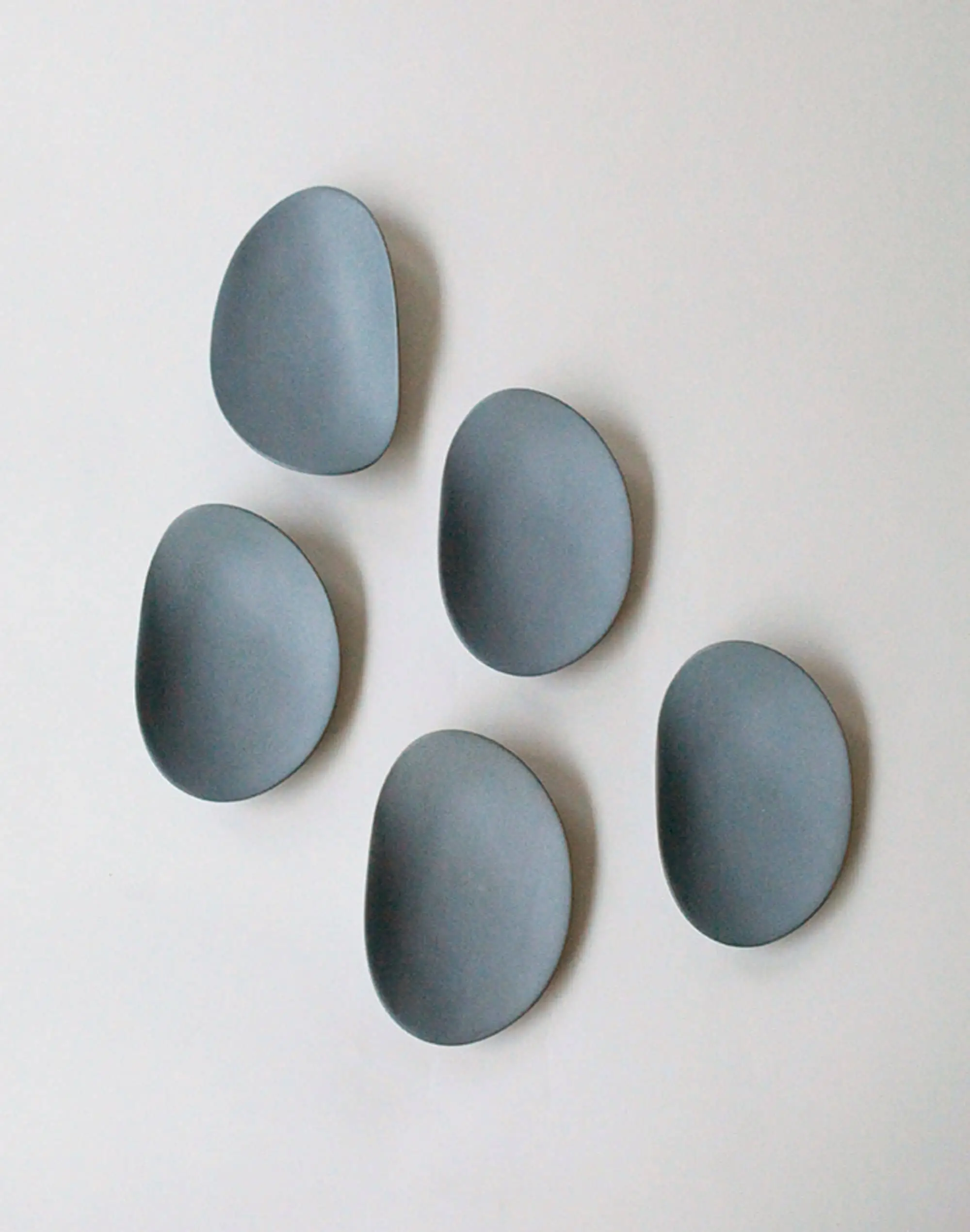 NR Ceramics HIN Pebble Plate S Stone Blue 6