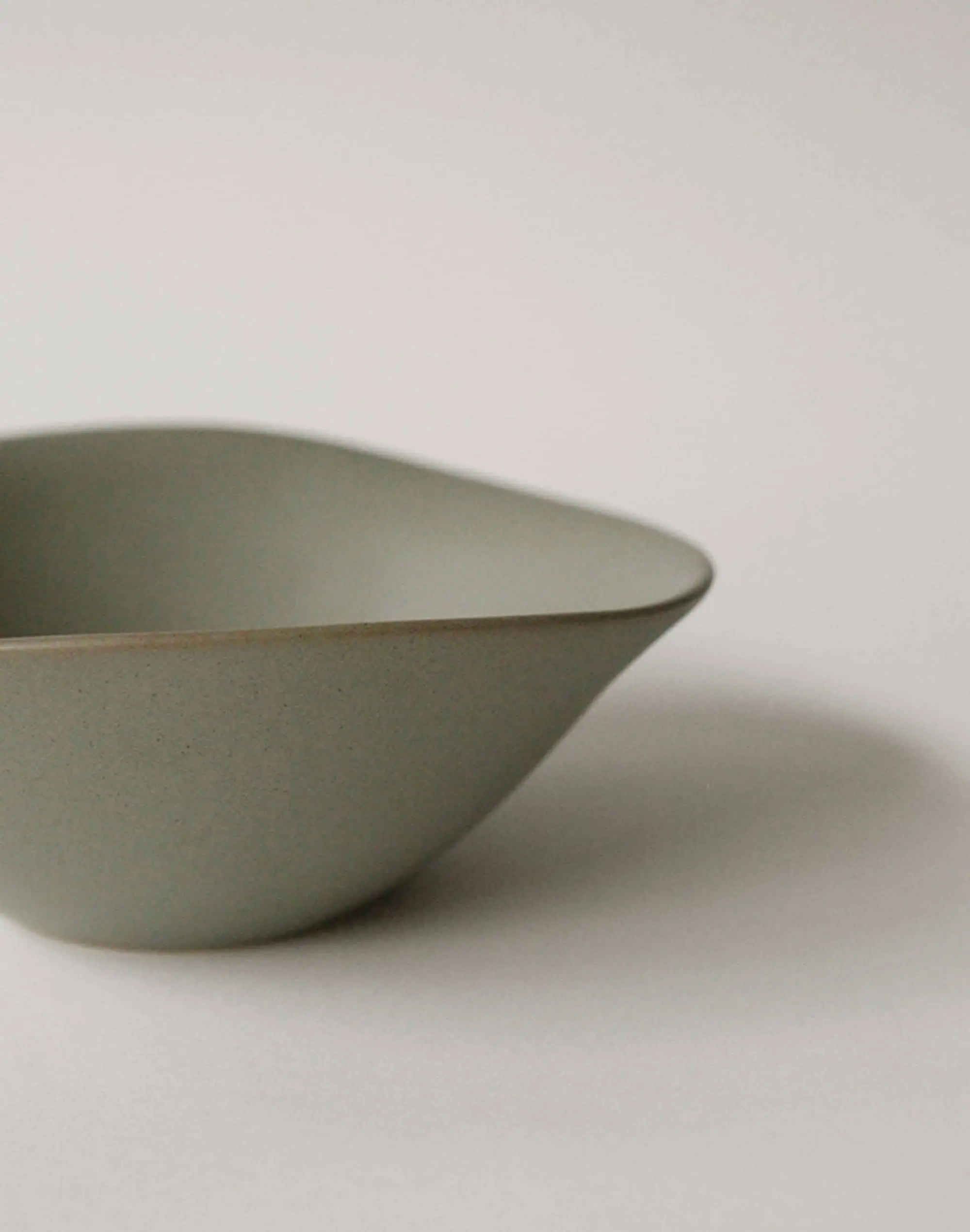 NR Ceramics HIN Soup Bowl Khaki Green 4