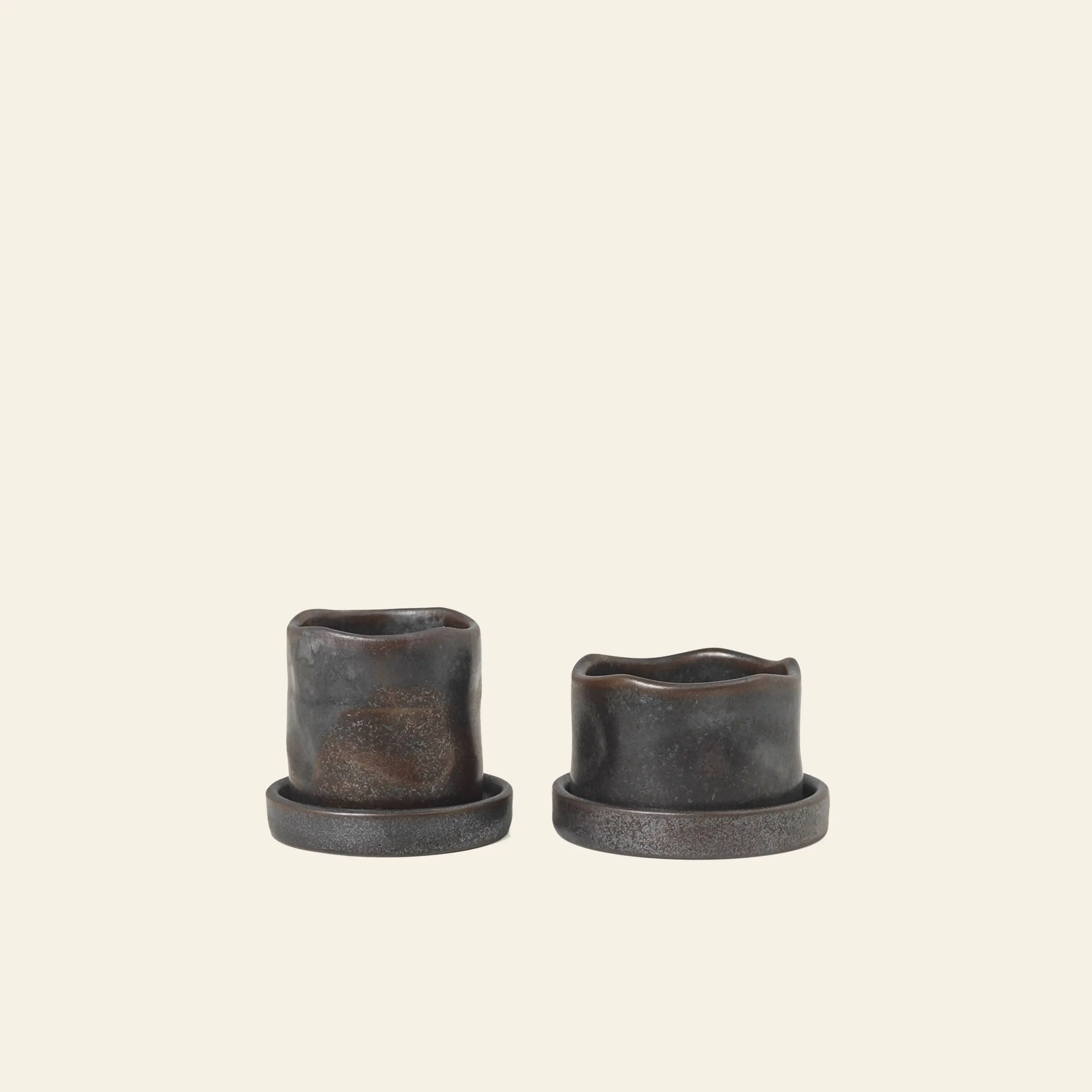 ferm LIVING Uneru Mini Pots Set of 2 Black 1