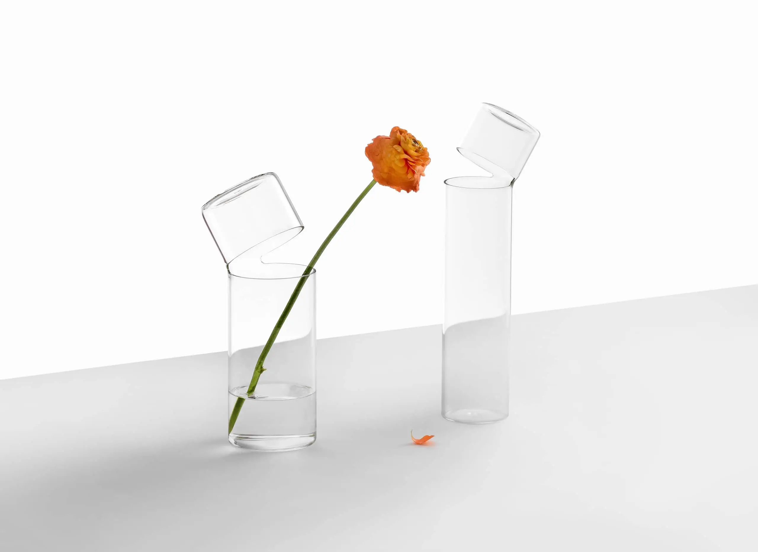 Ichendorf Milano Attesa Flower Vase Medium Clear 2